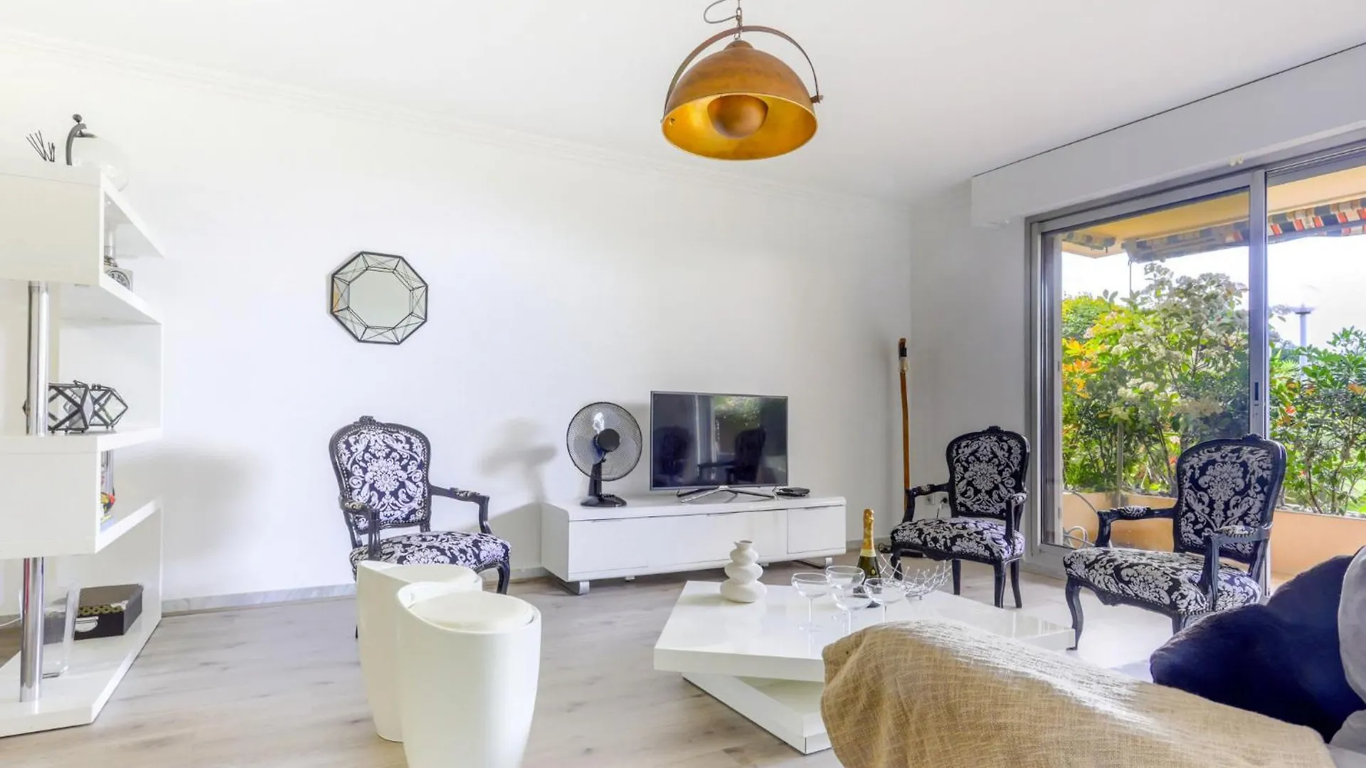Apartment Les Balcons D'Eze-3 By Interhome
